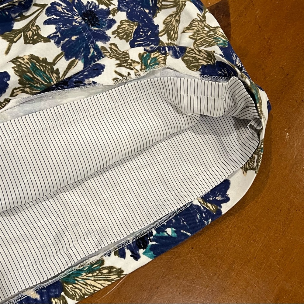 Brooks Brothers Red Fleece Straight Fit Floral Mini Skirt 10 Button Detail Blue - Picture 10 of 16